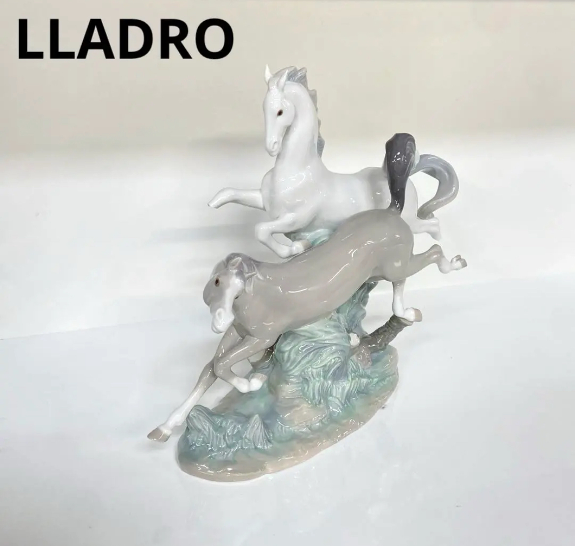 大治町　LLADRO リヤドロ　駆ける馬　置物　陶器　リサイクルショップ　シンプー　買取