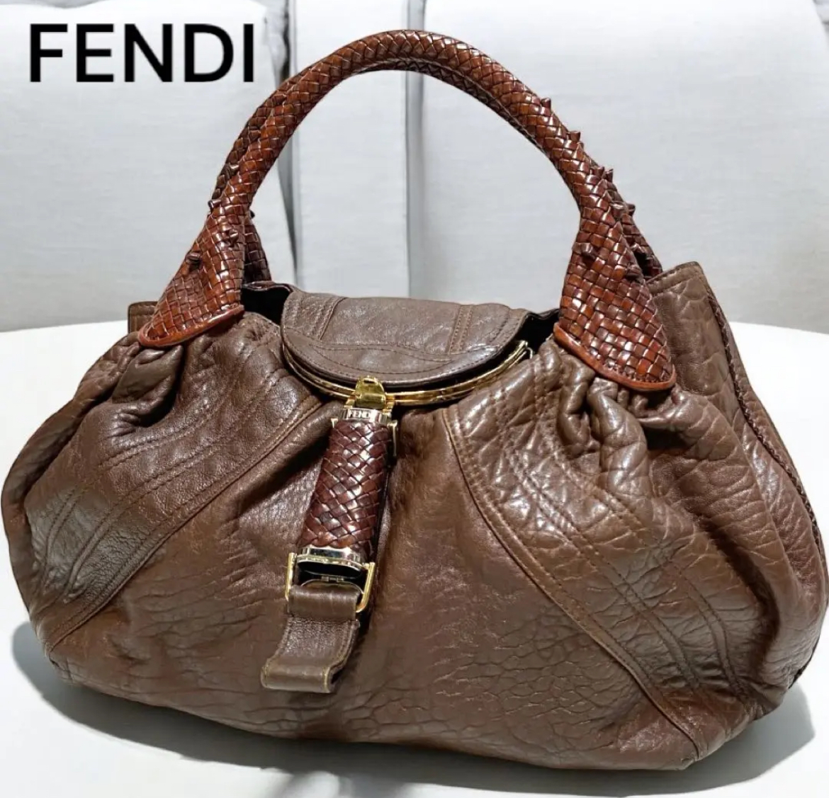 名古屋　中村区　FENDI フェンディ　スパイバック レザーバック　ブラウン　リサイクルショップ　買取　シンプー