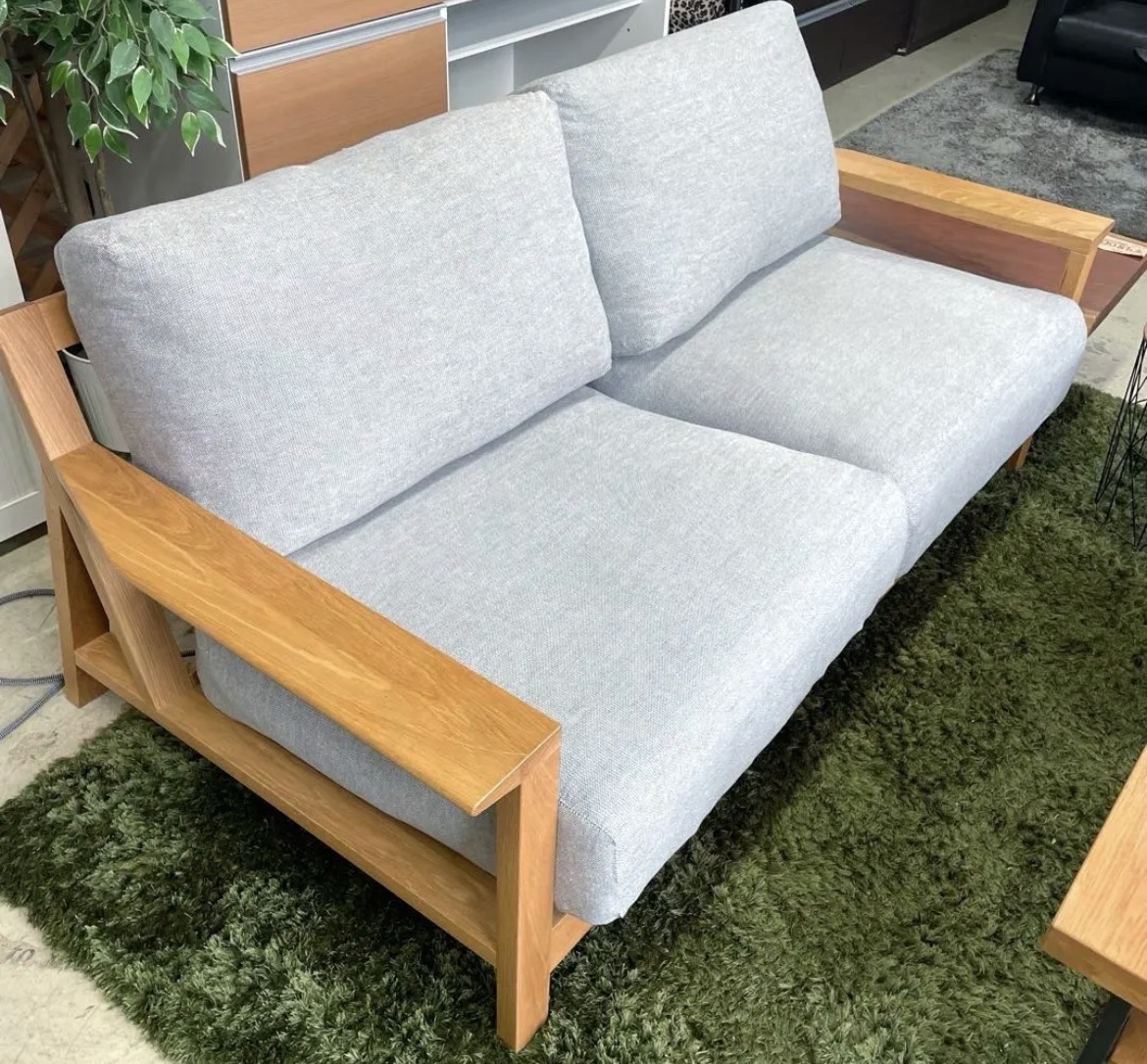 名古屋　清須　無印良品　MUJI ソファ　木製フレーム　2.5シーター　2人掛け　3人掛け　リサイクルショップ　買取　シンプー
