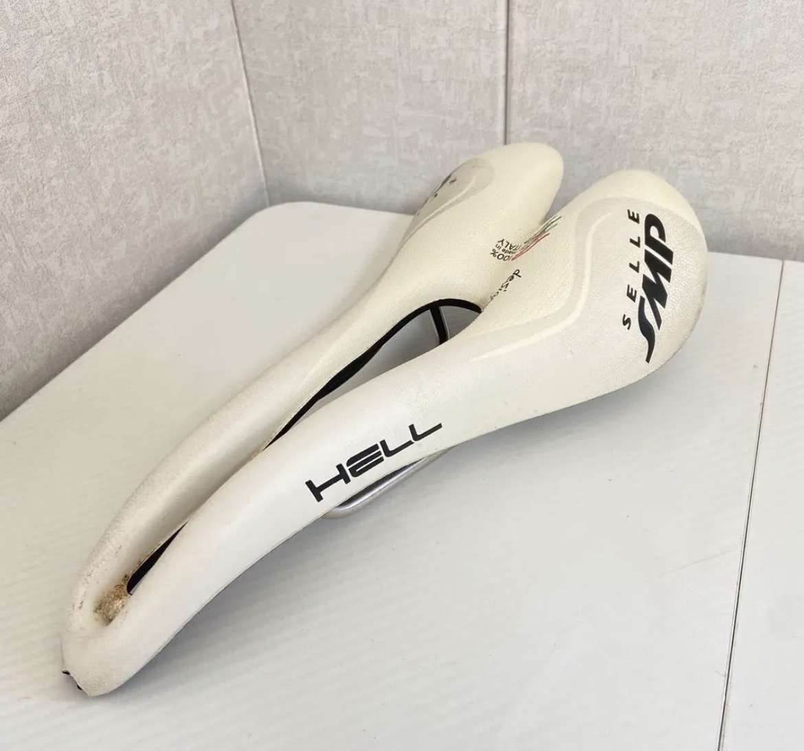 名古屋　港区　SELLE SMP ( セラエスエムピー ) サドル HELL ( ヘル )　リサイクルショップ　買取　シンプー